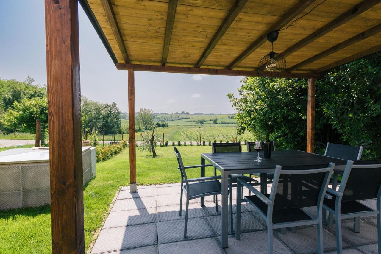 Podere La Vignata Toiano Ngoại thất bức ảnh